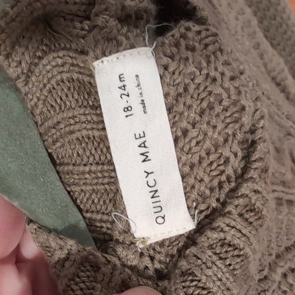 Quincy Mae sweater set, sz18-24m - Picture 3 of 3